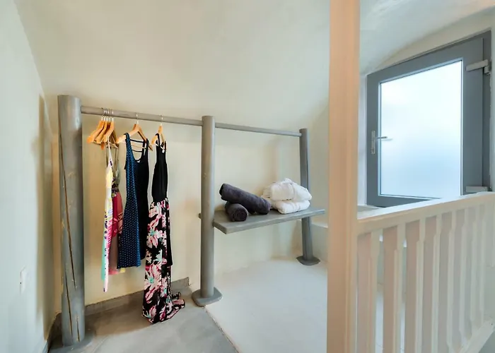 Pasithea Megalochori (Santorini)