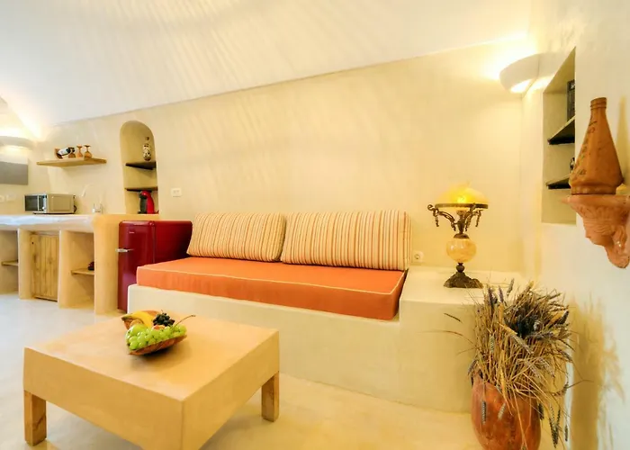 Pasithea Bed & Breakfast 4*