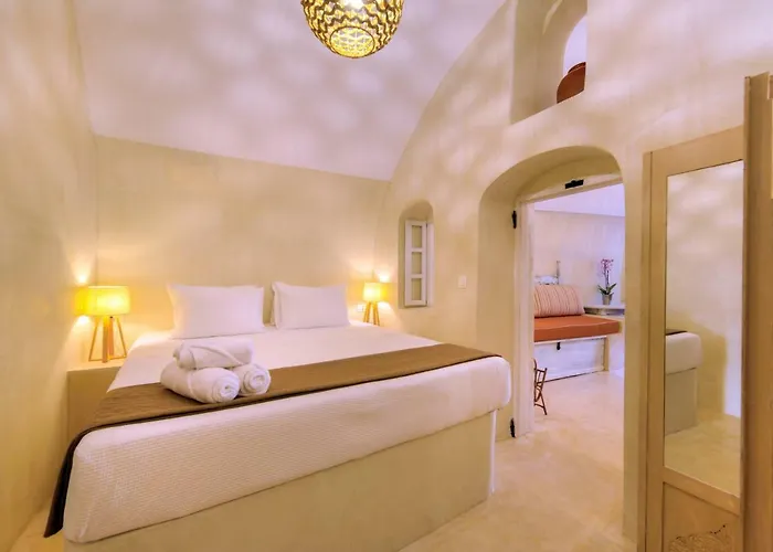 Pasithea Bed & Breakfast 4*